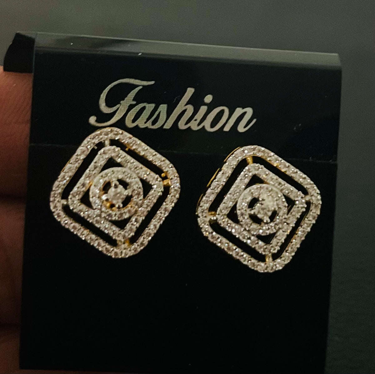 STE38- Real gold look diamond quality ear studs