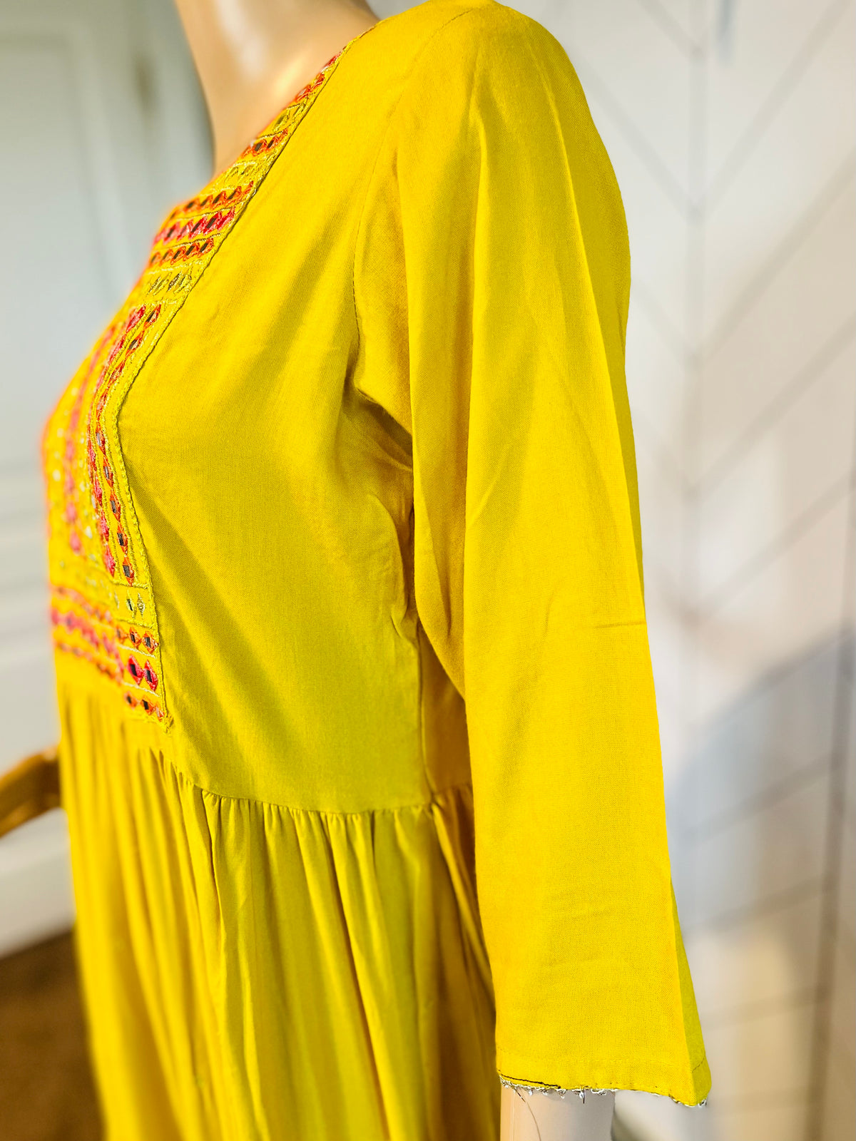 STK191-Pure Designer Soft Cotton Embroidery Foil Work with Gota