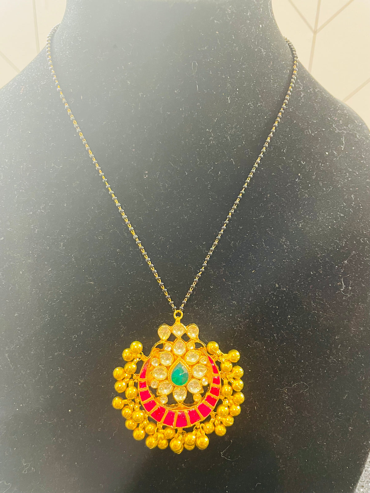 STN09-Pachi Kundan Pure Gold Plated Black Beads Chain